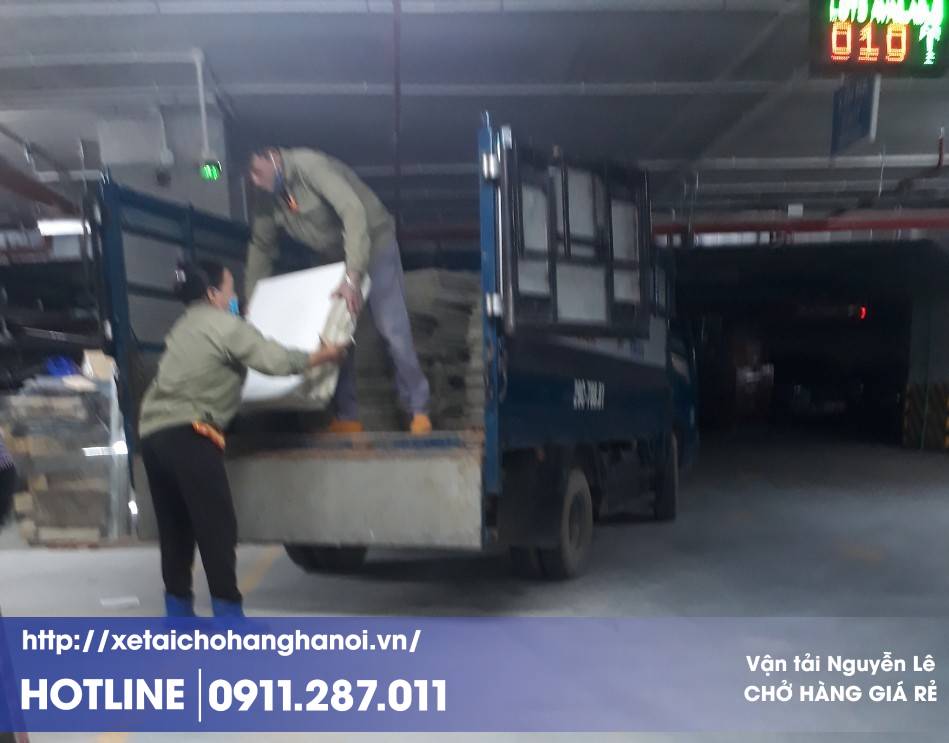 Cho thuê xe tải cắt nóc, xe tải cắt thùng, xe tải chui hầm tòa nhà ở Hà Nội